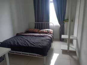 Room in Paraiso residence